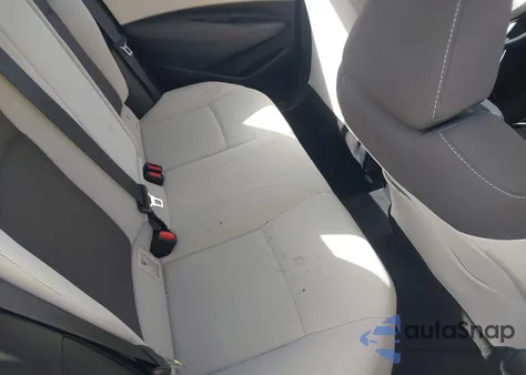 2021 Toyota Corolla Le z USA, uszkodzony, nr VIN 5YFEPMAE2MP202580